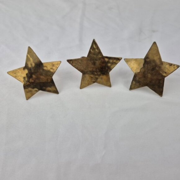 Vintage Brass Hammered Star Napkin Rings Set of 9 - Picture 6 of 16